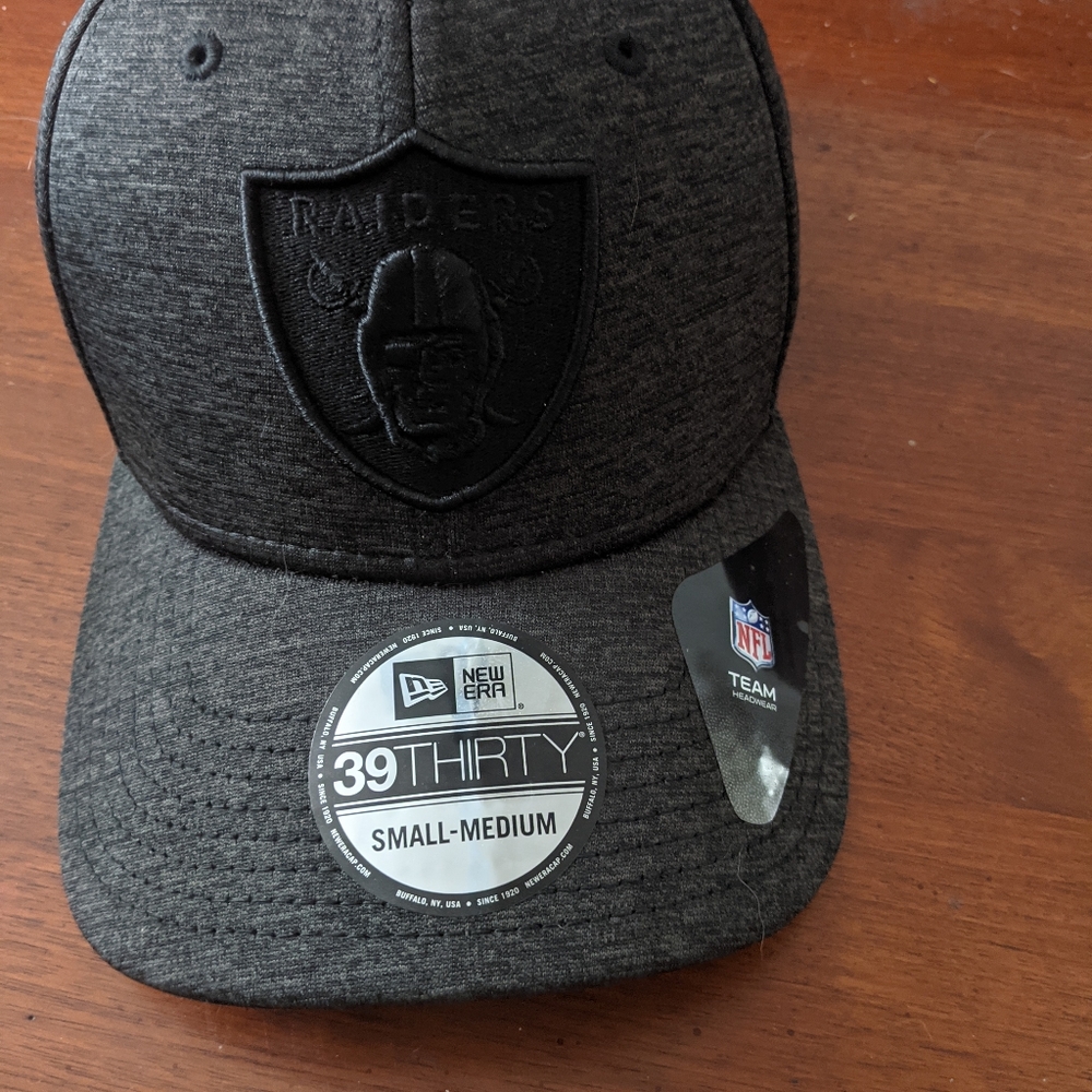 Raiders hat